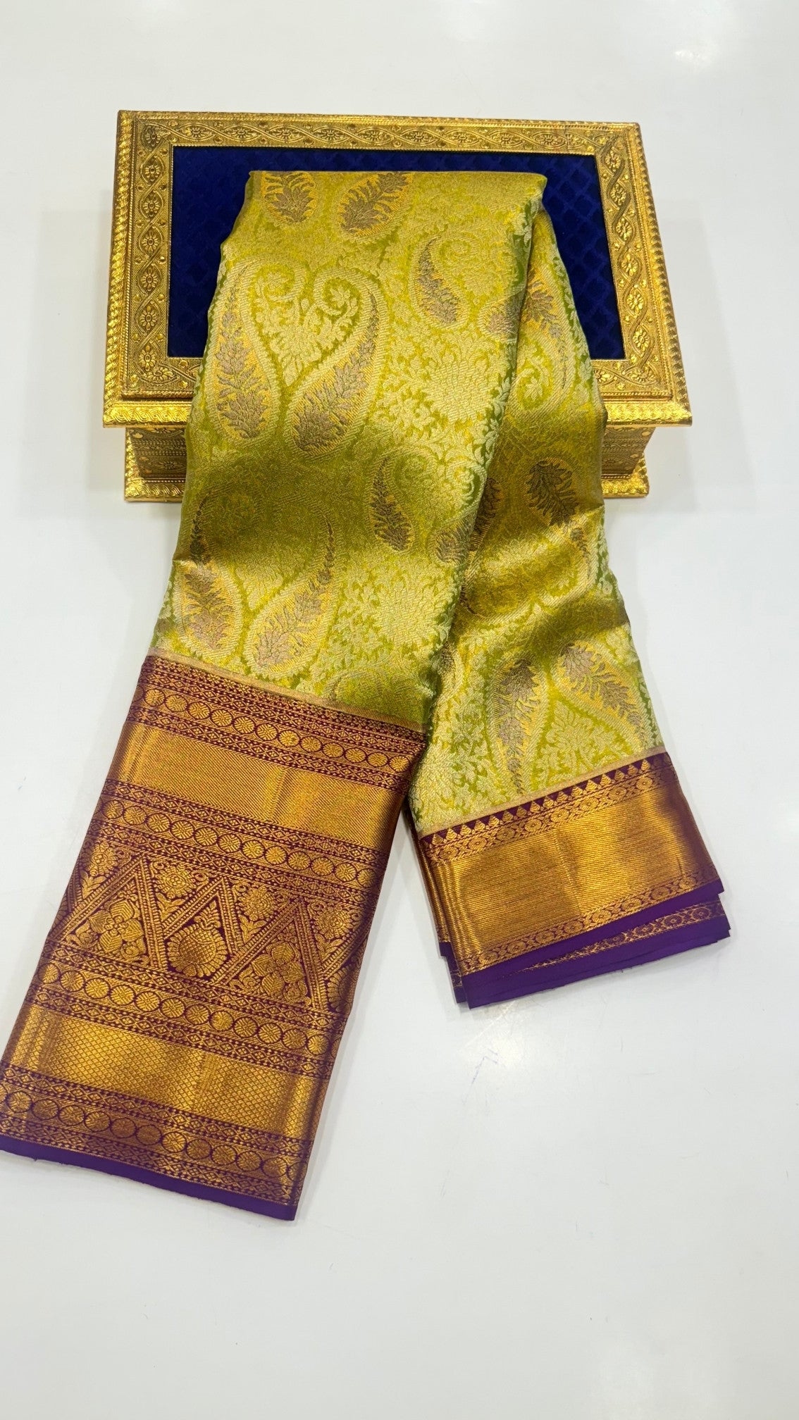 3D Mango leaf Design Olive green Pure Kanchipuram Saree