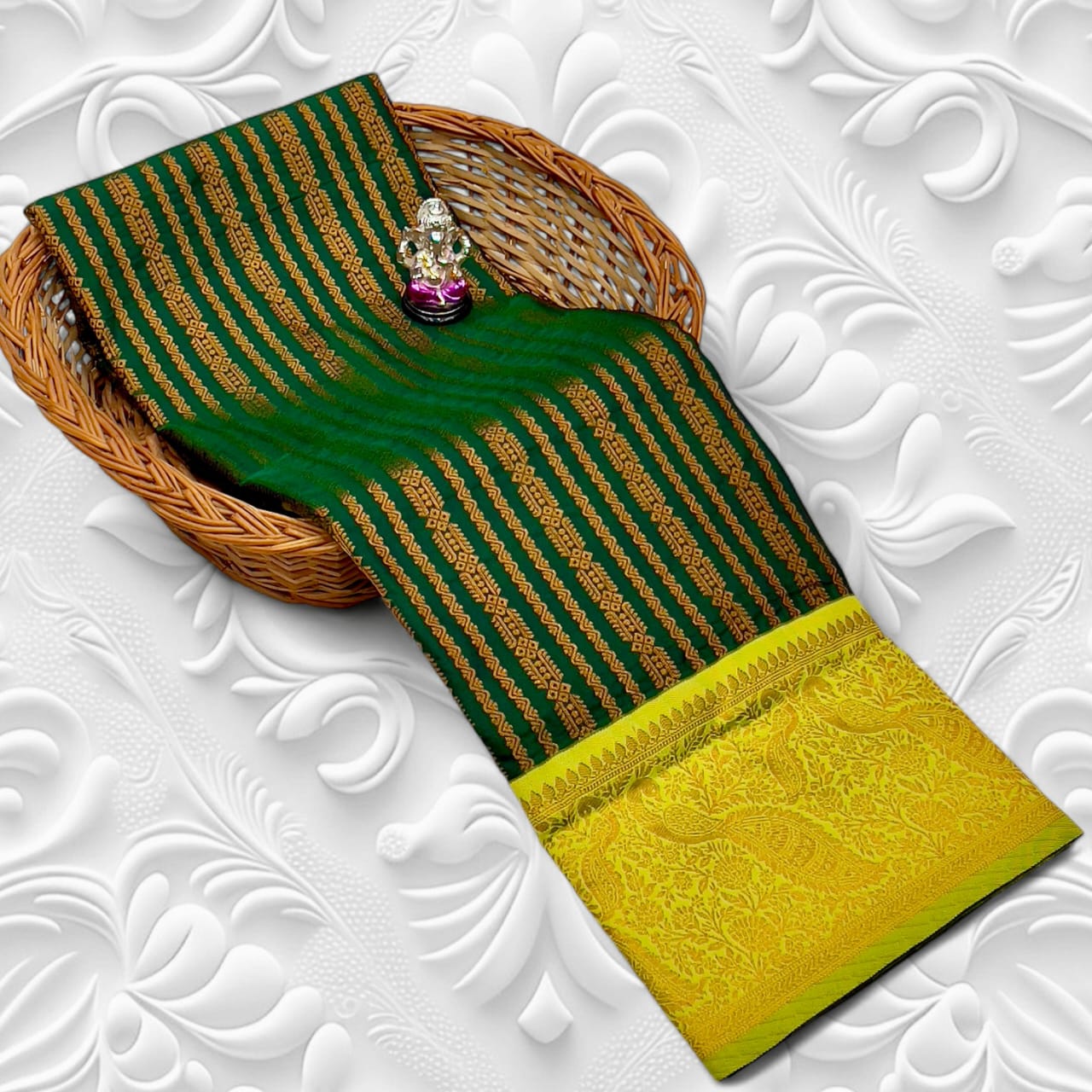 Green Kadiyal Paithani Saree